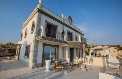 Palma di Montechiaro Villa | Villa Corbera Palmaris Luxury with pool, and Sea view terrace