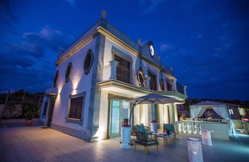 Palma di Montechiaro Villa | Villa Corbera Palmaris Luxury with pool, and Sea view terrace
