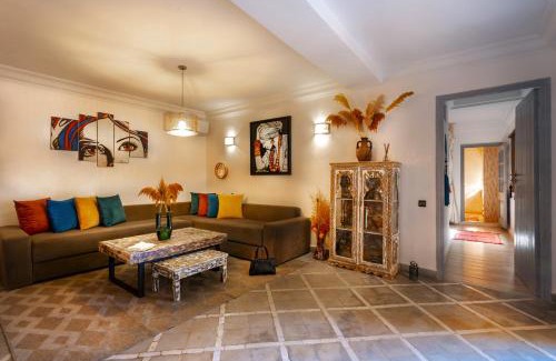 District of Sidi Youssef Ben Ali Villa | Villa Cosy Piscine Proche centre-ville 4 suites