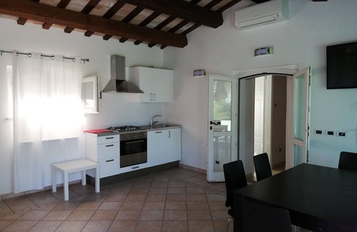 Osimo Apartment | Villa Country house with seperated apartments
