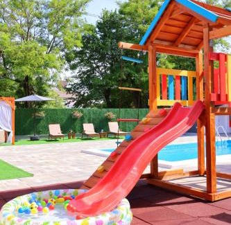 Mali Radic Villa | Villa Crystal
