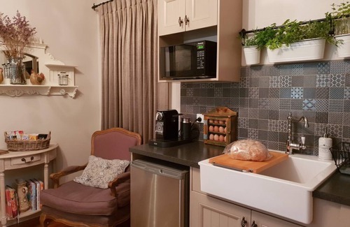 Mount Dandenong Villa | Villa d'Amour