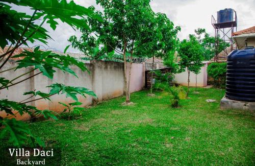 Gulu House | Villa Daci