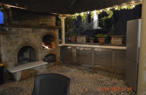 Guiglia House | Villa Dacia home