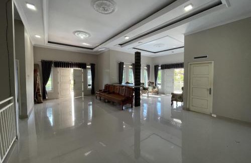 Cisarua Villa | Villa Dalfa Puncak