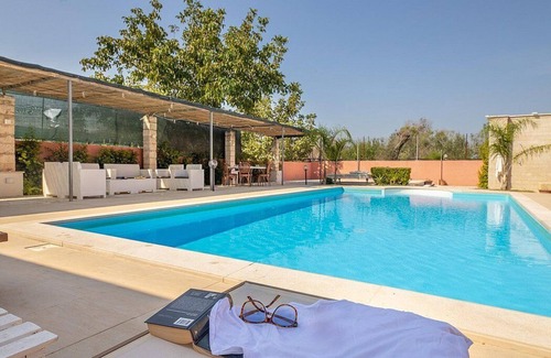 Casarano Villa | Villa Dana: An elegant and welcoming villa situated in a quiet location, a few minutes from the town center, with Free WI-FI.