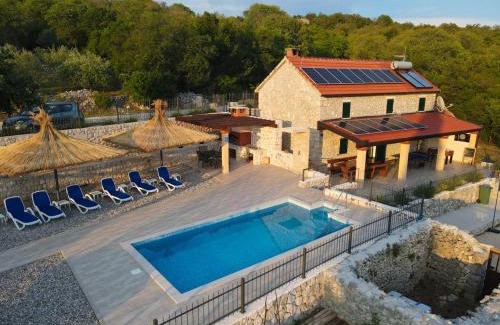 Vid Villa | Villa Danica