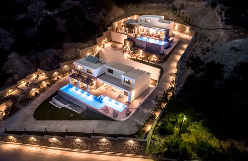 Koutsounari Apartment | Villa Daniela Apartments with pool and seaview