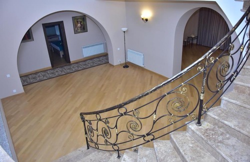 Nork-Marash Bed & Breakfast | Villa De France