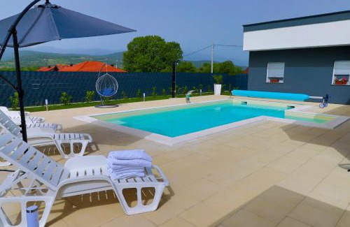 Mali Radic Villa | Villa De Luxe Infinity