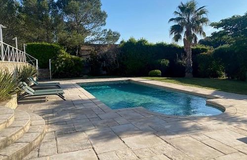 Poulx House | Villa de Pullis