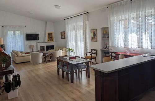 Cassina de' Pecchi Apartment | Villa Degli Ulivi