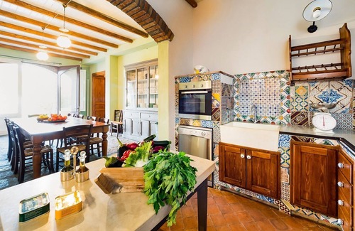 Milo Villa | Villa Dei Tigli - Six Bedroom Villa, Sleeps 12