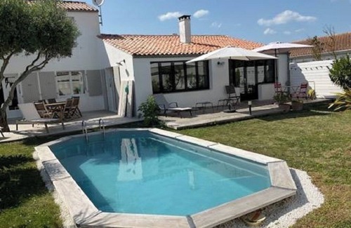Marais Poitevin Villa | Villa des Açores - 6 Personnes - Piscine Privée