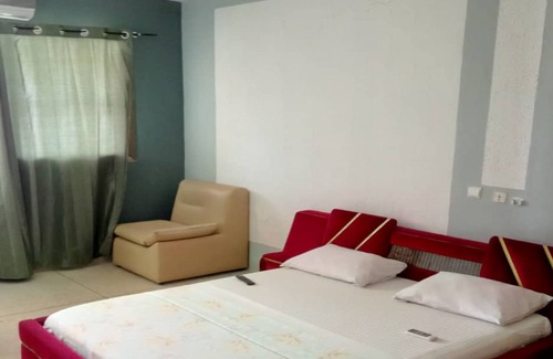 Yamoussoukro Hotel | Villa des Hotes