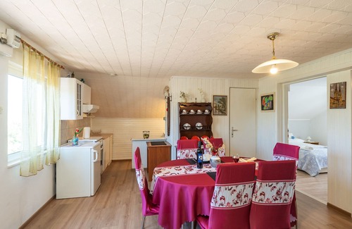 urinici Villa | Villa Desin - Three Bedroom Apartment with Terrace and Garden View