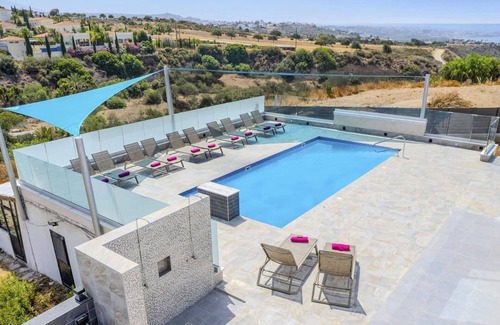 Peyia Town Villa | Villa Diamanti by Villa Plus