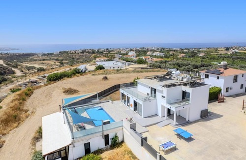 Peyia Town Villa | Villa Diamanti by Villa Plus