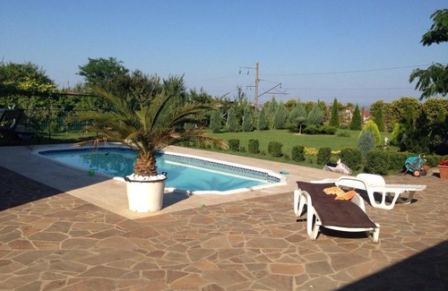 Karolino-Bugaz House | Villa Diana