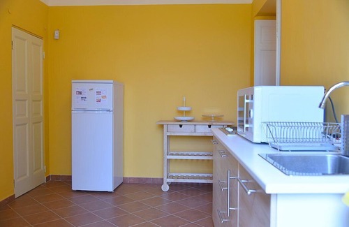 Archi House | Villa Dianto: A welcoming two-story apartment that is part of an ancient country house surrounded by a citrus garden, with Free WI-FI.