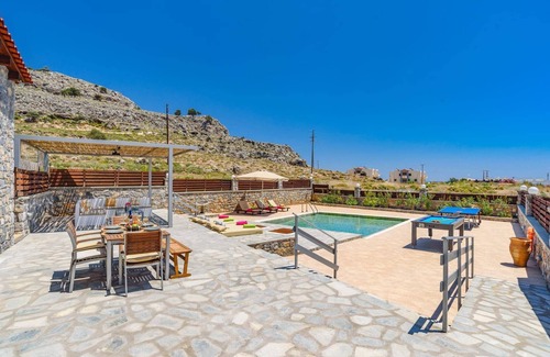 Lardos Villa | Villa Dione Seastone by Villa Plus