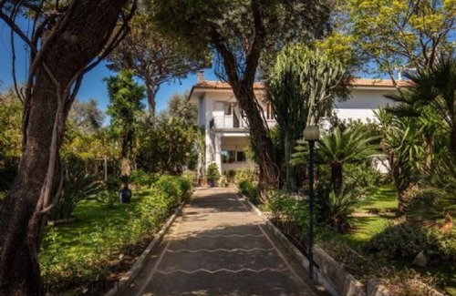 Sorrento City Centre Villa | Villa Donna Elisa, appartmento in villa, Sorrento centro frontemare