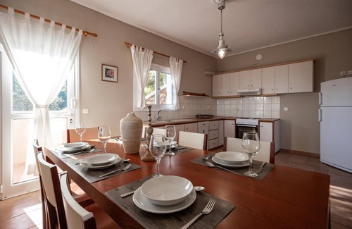 Vasilikos Villa | Villa Doreta - Five Bedroom Villa, Sleeps 9