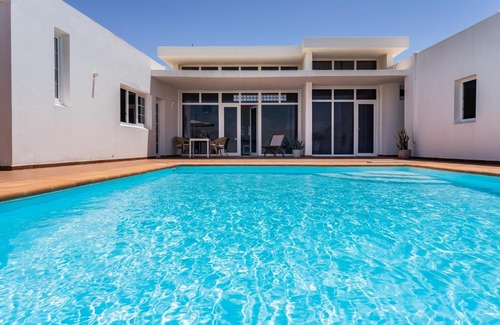 Nazaret Villa | Villa Dulce Celestino Lanzarote