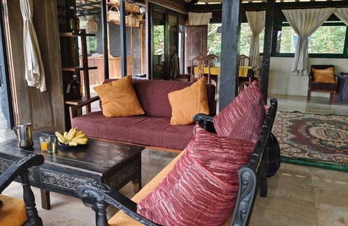 Dramaga Villa | Villa EcoForest Haven 5EyesFarm