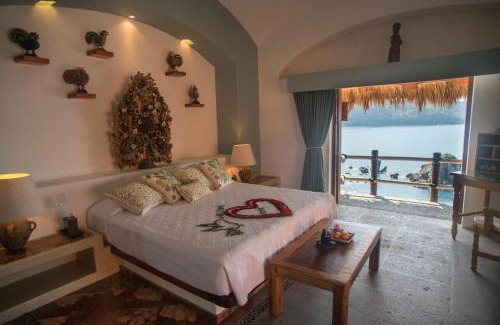 Ixtapa - Zihuatanejo Villa | Villa El Murmullo by La Casa Que Canta