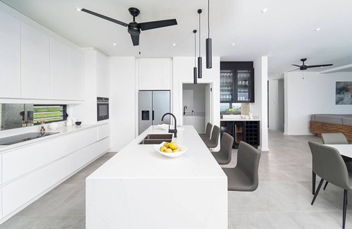Weston Villa | Villa Elan - A Contemporary Style Villa