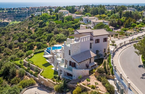 Kouklia Villa | Villa Elea, New Deluxe Golf Villa in Aphrodite Hills - 6 Bedrooms, 7 Bathrooms.