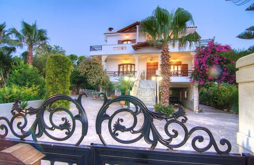 Viranepiskopi Villa | Villa Elena Crete