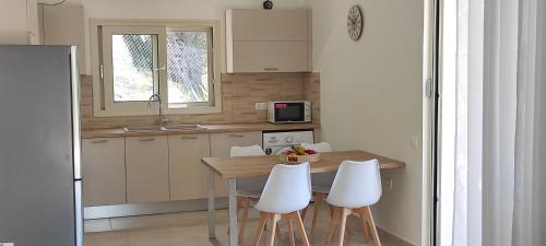 Liapades Apartment | Villa Eleni - Deluxe apartment with Private Pool