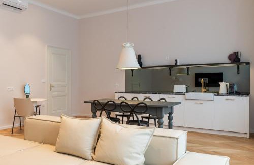 Slovenj Gradec Apartment | Villa Elizabeth - Apartment with Garden