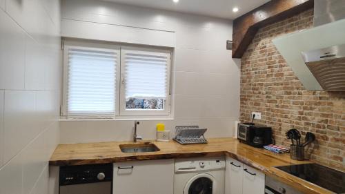 Ramales de la Victoria Apartment | Villa Elmade
