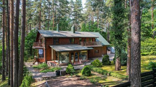 Moletai District Municipality Villa | Villa Emerald