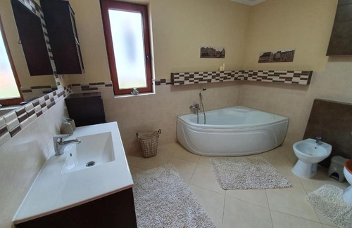Carei Villa | Villa Emma