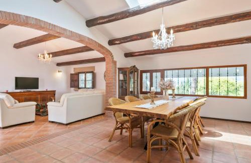 Tordera House | Villa Encanto