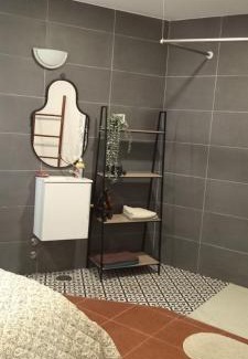 Erra House | Villa ERRA & Suites Salle de Bains Privatives