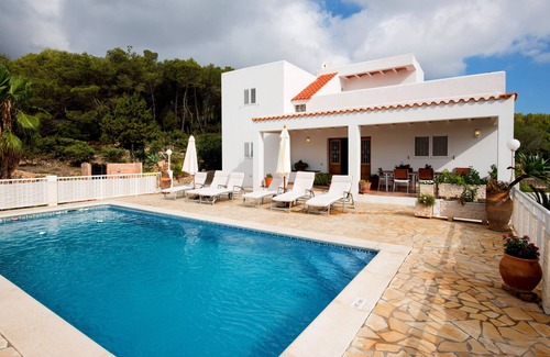 Sant Joan de Labritja House | Villa Es Socorrat with swimming pool, ping pong and garden. Sleeps 10 people.