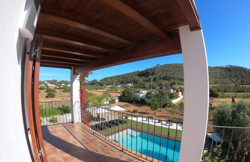 Sant Antoni de Portmany House | Villa, private pool, Wifi and barbecue, 15min from Ibiza, close to Cala Saladeta.