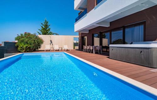 Novalja Villa | Villa Estate