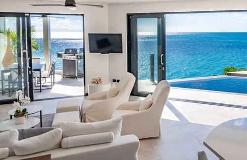 Fryes Beach Resort | Villa Eunice - Two Bedroom Resort, Sleeps 4