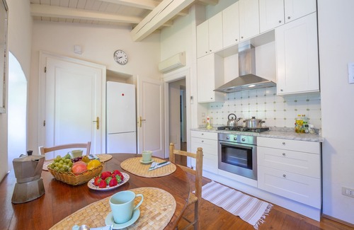 Colognola ai Colli Apartment | Villa Faccioli Deodara with shared pool, Colognola ai Colli, Italy