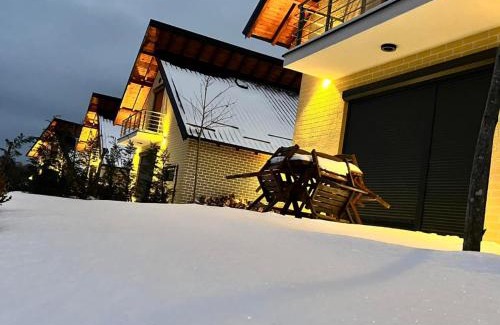 Komoran Villa | Villa Famijate JETA