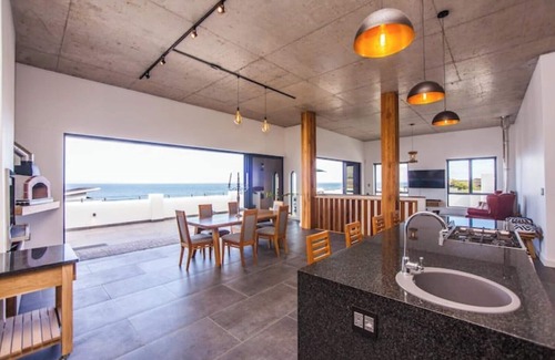 Yzerfontein Villa | Villa Fantastica - Yzerfontein[No Loadshedding] nEuropean-Inspired Villan