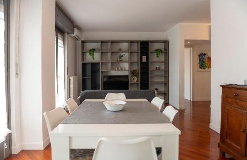 Chinatown Apartment | VILLA FENIX MILANO