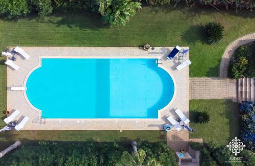 Caucana-finaiti-casuzze-finaiti Nord Villa | Villa Festosa - Luxury retreat by the beach
