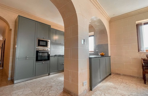 Gharb Villa | Villa Fieldend - Holiday Home